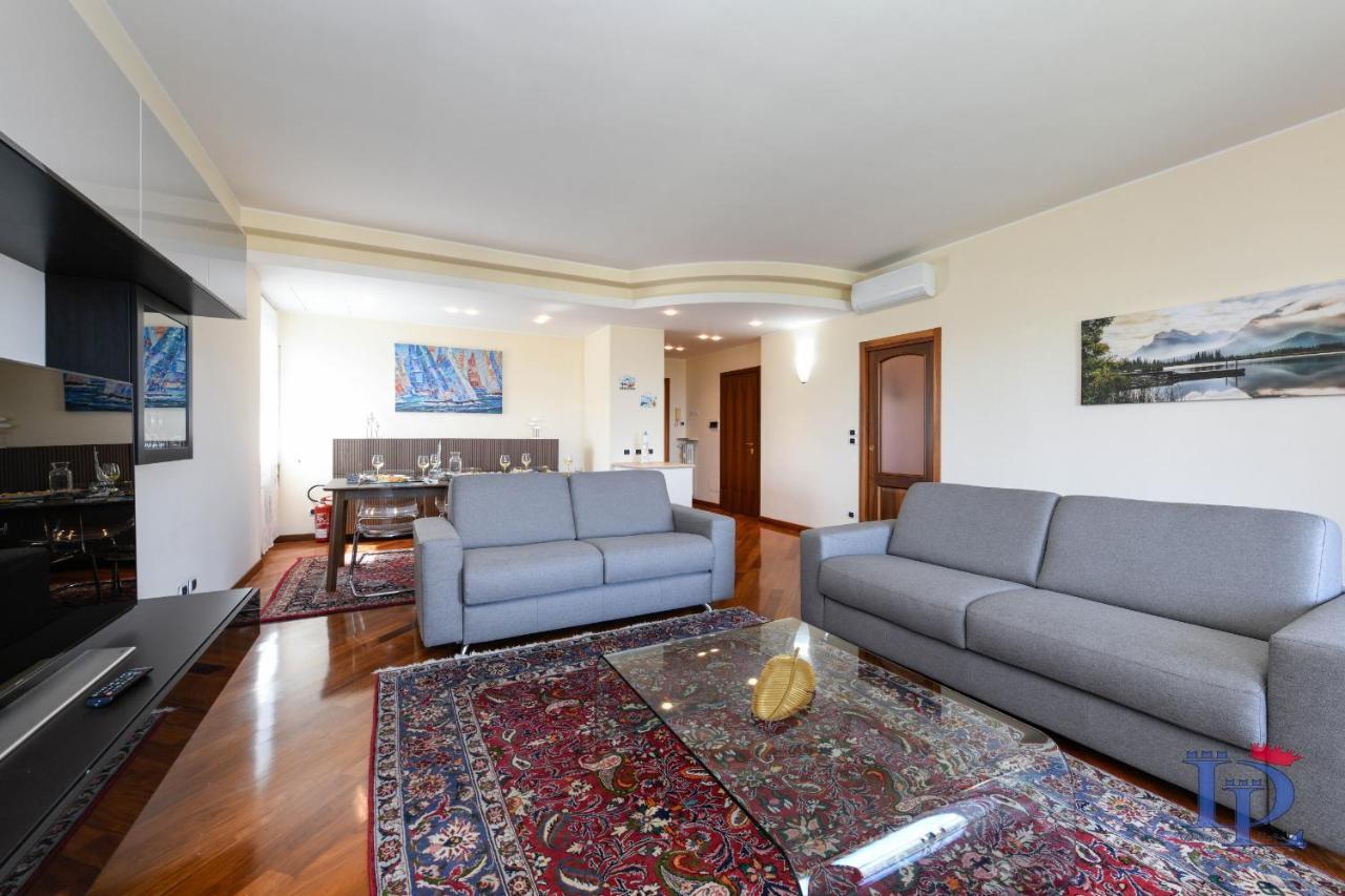 Desenzanoloft Partner Marriott Homes & Villas - Splendido Desenzano del Garda Ngoại thất bức ảnh